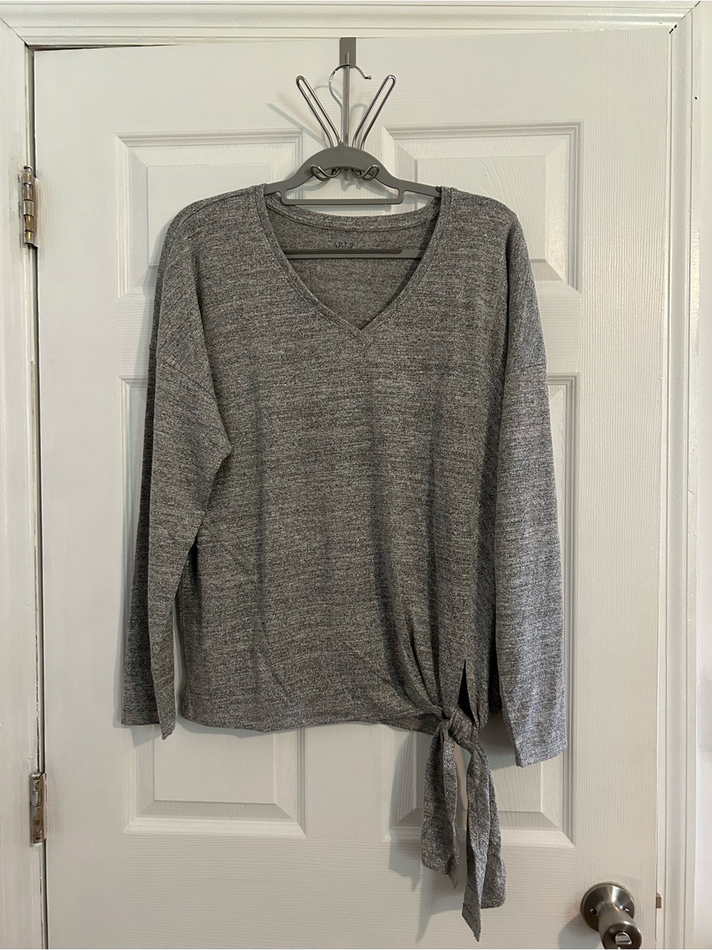 Apt. 9 Gray V-Neck Side Tie Sweater Top